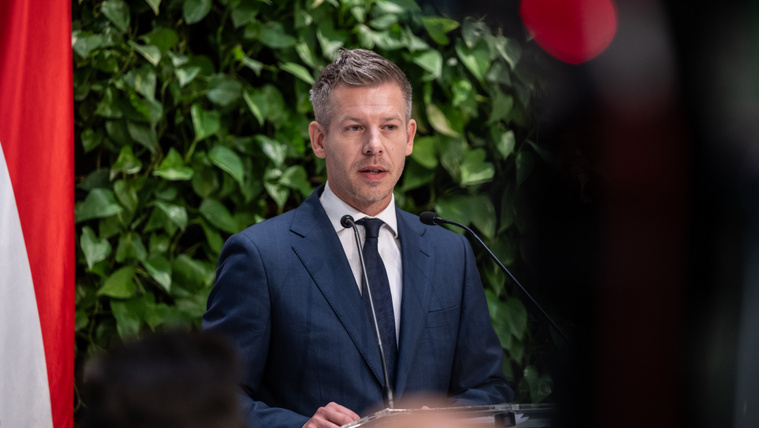 Rendkívüli bejelentést tett Magyar Péter, péntektől megszűnik az önkéntes fogyasztáscsökkentés