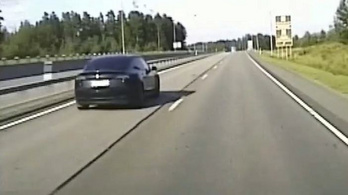 Eszméletlenül hajtott az ittas teslás, agyonbüntették érte