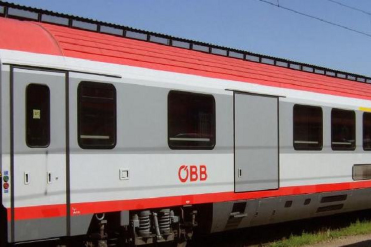 Osztrák vasúti kocsikkal készül a nyári balatoni forgalomra a MÁV