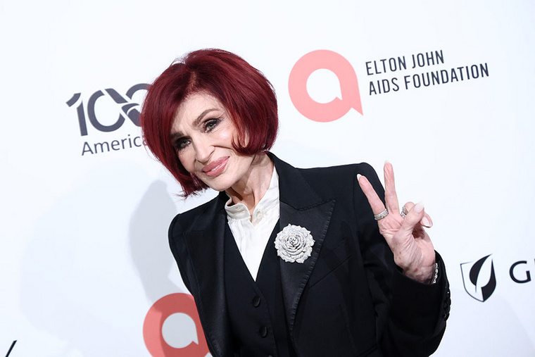Sharon OsbourneSharon Osbourne rengeteg pénzt költött plasztikai műtétekre, amit nyíltan el is ismer