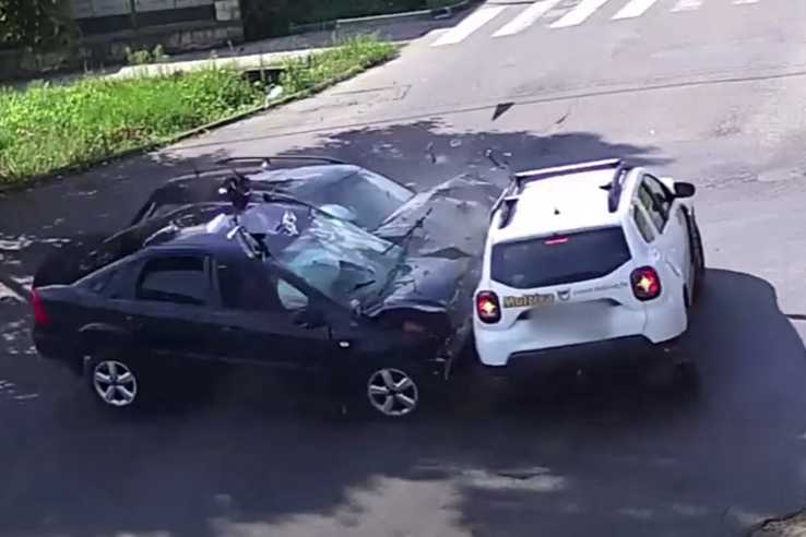 Rengeteg a baleset ebben a kereszteződésben, mert nem ismerik a STOP táblát