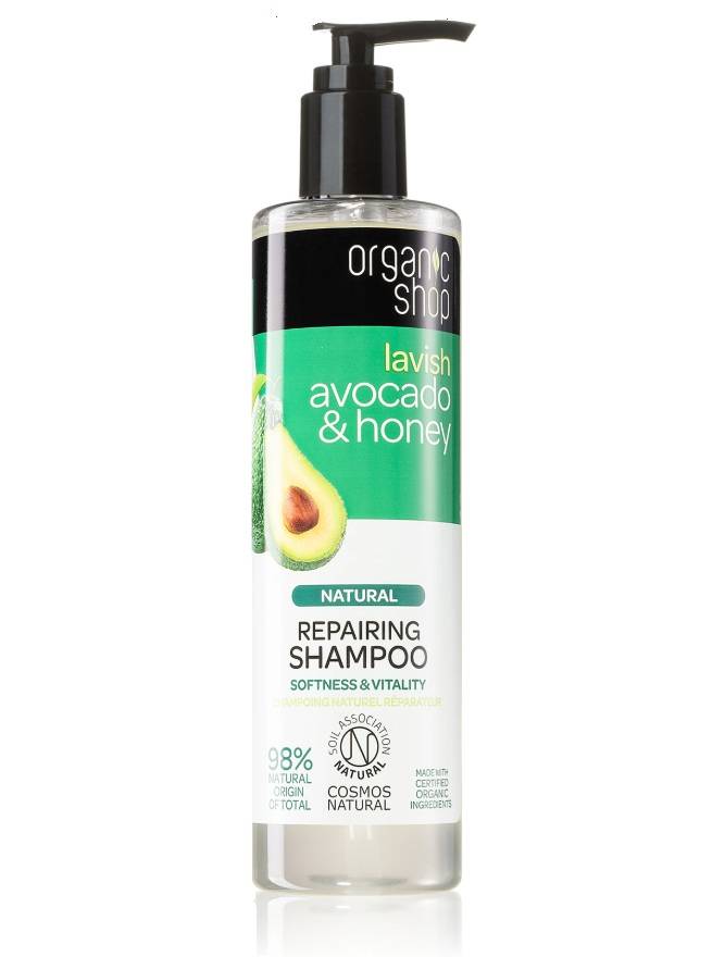 Az Organic Shop Regeneráló Sampon Avokádóval és Mézzel egy pénztárcabarát, BDIH-minősített natúr sampon. Az organikus avokádóolaj és a méz természetes keveréke puhává teszi a száraz, szálkásodó hajat anélkül, hogy elnehezítené a frizurát. A 280 ml-es kiszerelése 880 forintba kerül a Notino oldalán.