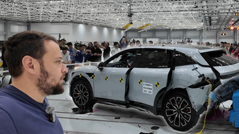 Így néz testközelből ki egy törésteszt! – Auto&nbsp;China 2026 #3