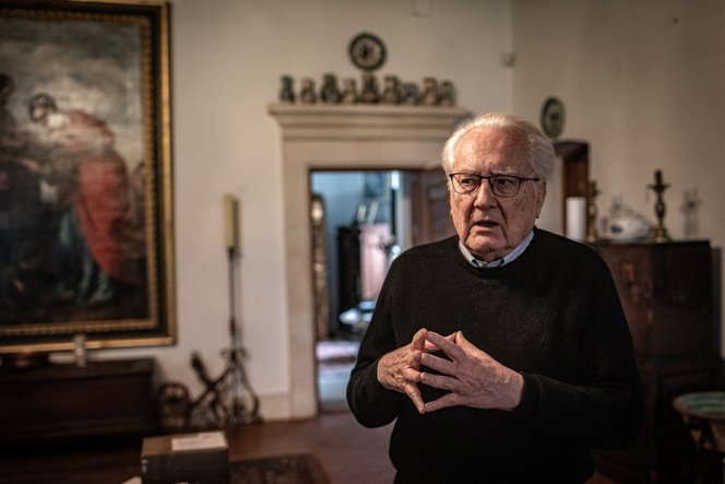 Róna Péter szerint Sulyok Tamás elmozdítására létezik egy „harmadik út” is