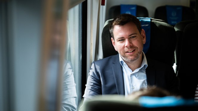 Vitézy Dávid: Ez csalás, a költségvetés meghamisítása