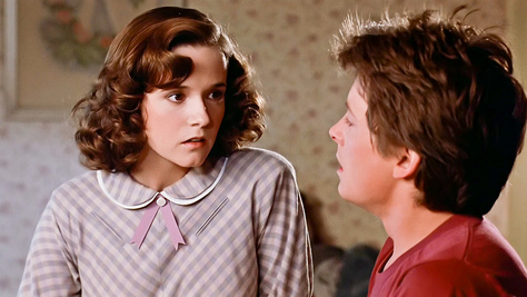 A Vissza a jövőbe filmben ő volt Marty édesanyja: így néz ki 64 évesen Lea Thompson