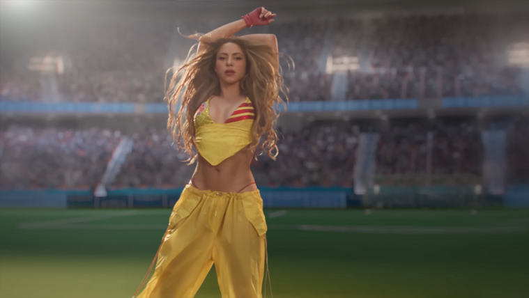 Kijött a futball-vb hivatalos videója, Shakira közel az ötvenhez szexibb, mint valaha