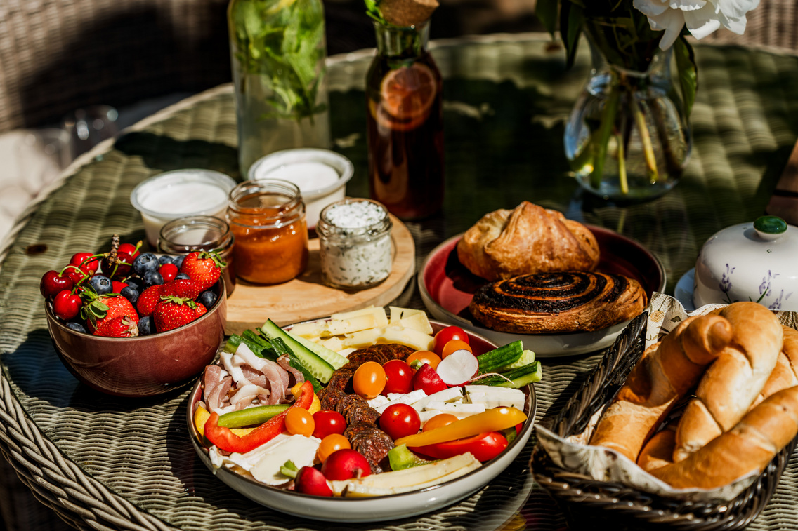 Pazar reggeli a környék kincseivel