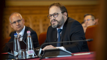 Kimondta Kármán András: ekkor érkezhetnek az első uniós milliárdok