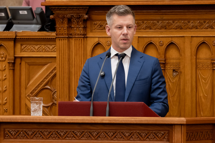 Itt van május 31-e, mégsem mondtak le a közjogi méltóságok Magyar Péter felhívására