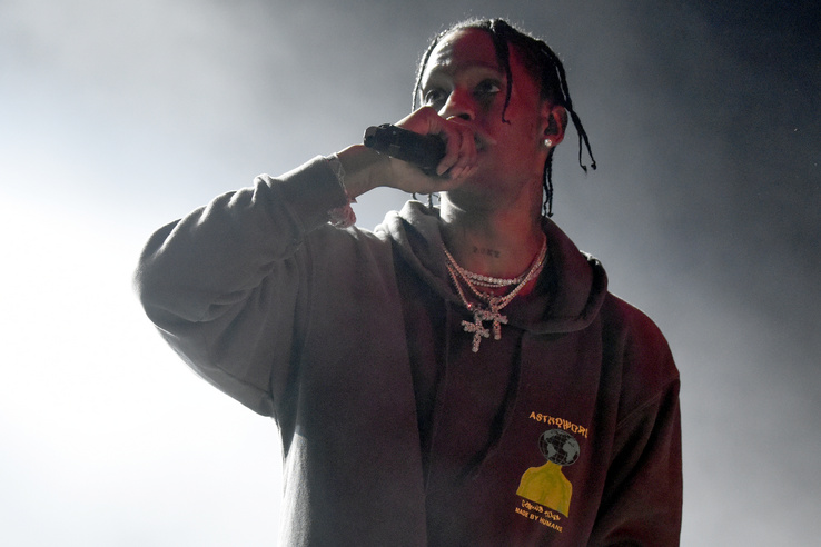 Káoszba fulladt Travis&nbsp;Scott csepeli koncertje, mentőre is szükség volt