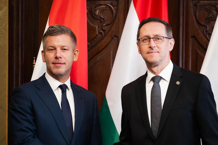 Varga Mihály előtt most egyetlen kérdés maradt, és ez Magyar Péter első évére is hatással lesz