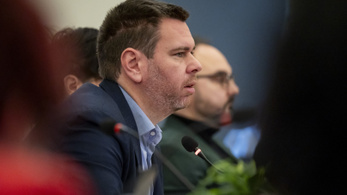 Komoly szigorítás jöhet az e-rollereknél, Vitézy megszólalt