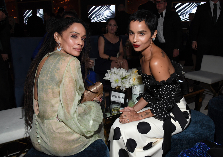Lisa Bonet és Zoe KravitzLisa Bonet neve az amerikai televíziózásból lehet ismerős sok mindenkinek, míg lánya több mozifilmben is szerepelt már színésznőként, de énekesnőként valamint modellként is kipróbálta magát