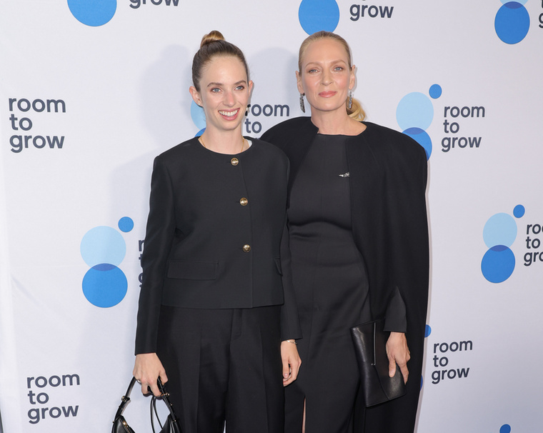 Uma Thurman és Maya HawkeMaya Hawke karrierje a Stranger Things harmadik évadával kapott igazán nagy lendületet
