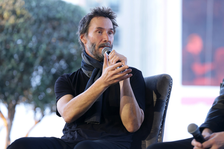 Keanu Reeves&nbsp;A színészt óriási tragédia érte a 90-es években amikor gyermeke holtan született meg