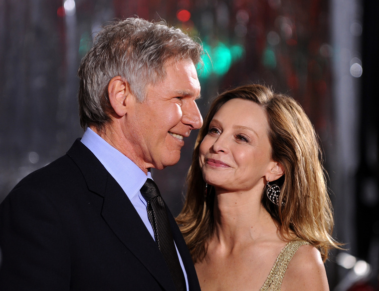 Harrison Ford és Calista FlockhartA Star Wars és az Indiana Jones sztárja 2002-ben, a Golden Globe-gálán ismerte meg Calista Flockhartot