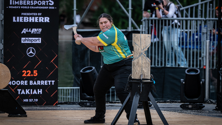 Fejszék csattogtak és fűrészek zúgtak a Városligetben, először avattak női világbajnokot a sportágban