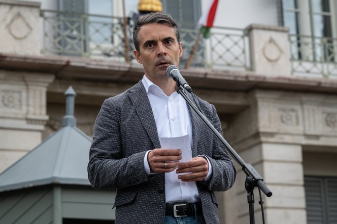 Vona Gábor figyelmeztette a köztársasági elnököt: A&nbsp;politika egyesre vizsgázott