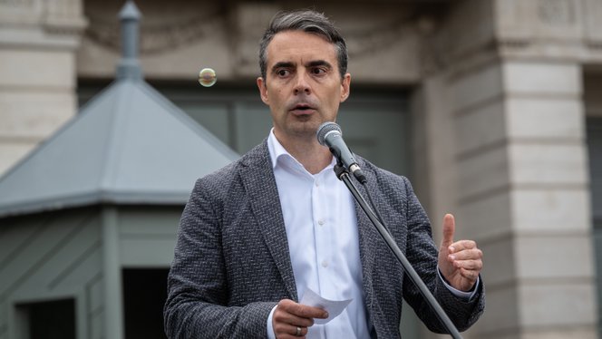 „Elnök Úr! Nagy a baj!” – Sulyok Tamásnak üzent Vona Gábor
