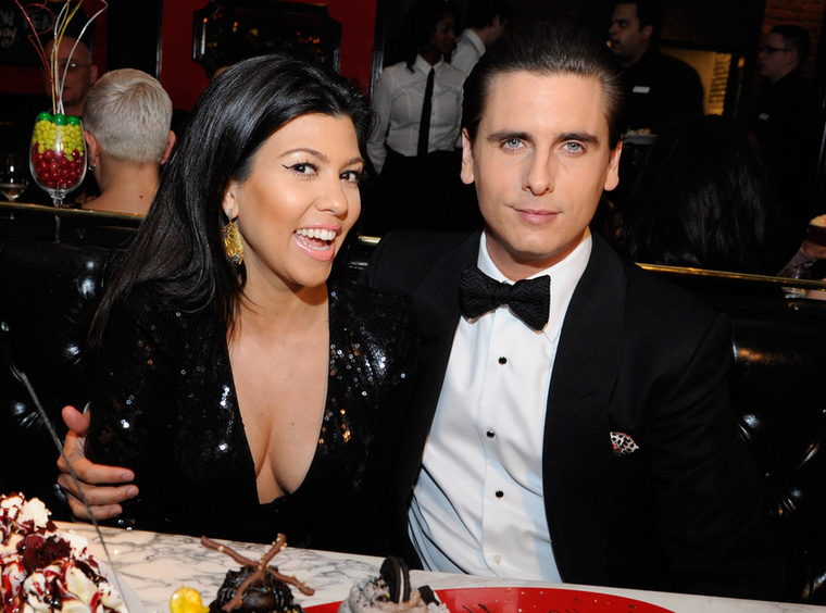 Kourtney Kardashian és Scott DisickKourtney Kardashian és Scott Disick évekig alkottak egy párt, kapcsolatuk hullámvölgyeit pedig a valóságshow-nézők is végigkövethették