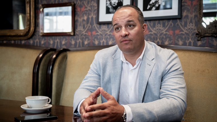 Nyílt üzenet a kormánynak: a&nbsp;vállalatok szerint újra kell gondolni a külföldi munkaerő korlátozását