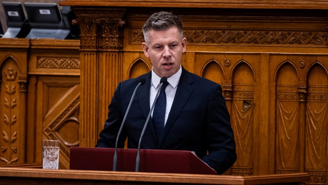 Nemcsak Sulyok Tamástól válik meg, hanem át is rajzolja a rendszert a Tisza-kormány
