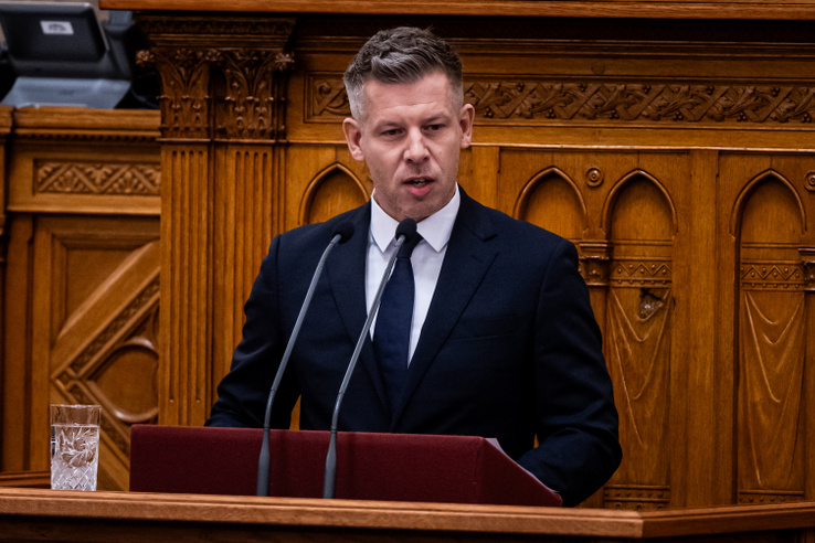 Magyar Péter: A Fidesz nem támogatja a korrupcióellenes intézkedéseket