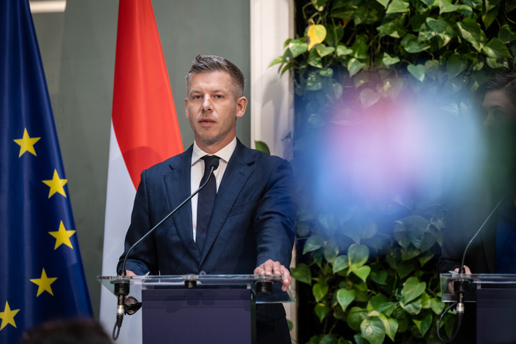 Kezdődik Magyar Péter rendkívüli sajtótájékoztatója „az&nbsp;Orbán-kormány legnagyobb hazugságáról”