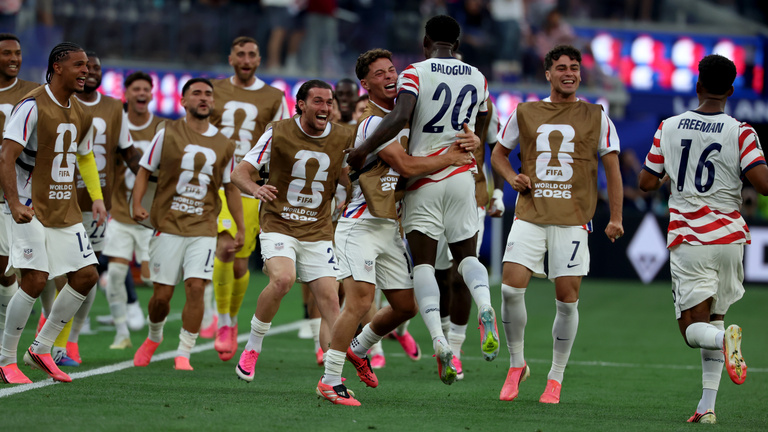 Nem is olyan rossz ez a soccer: így ünnepelték az amerikai válogatott rég várt sikerét New Yorkban