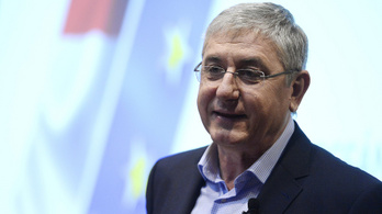 Gyurcsány Ferenc a tisztújításról: Aki elmegy, jó ideig maradjon csendben