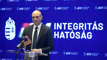 Megszólalt az Integritás Hatóság elnöke: Orbán Viktor belső köreiben kellene vizsgálódni az eltűnt uniós milliárdok után