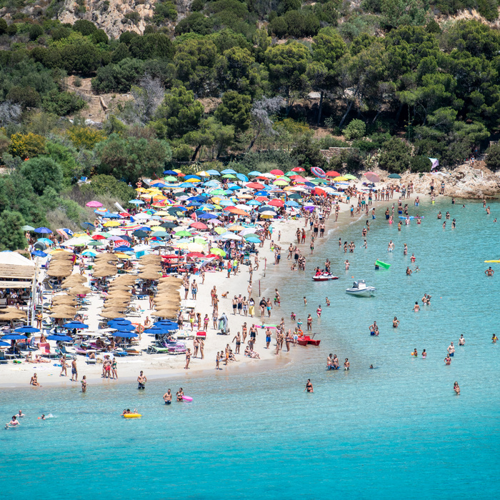 Bizarr strandszabály borzolja a kedélyeket Olaszországban, a turisták kiakadtak
