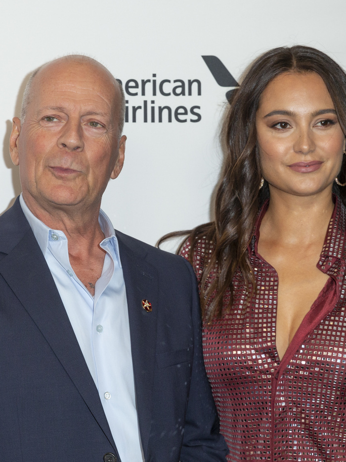 Bruce Willis felesége először beszélt róla, ez korai jel utalt a színész súlyos betegségére
