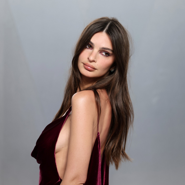 Emily Ratajkowski nem kertelt: felsorolta, hogy kikkel randizott titokban a válása óta