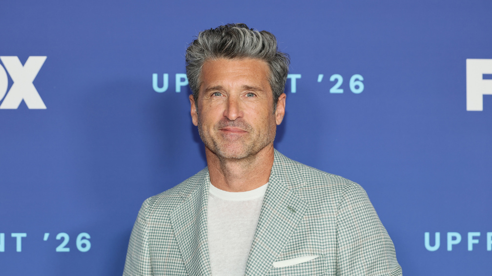 Patrick Dempsey 19 éves fia magassarkúban és vintage ruhában pózol legújabb fotóin