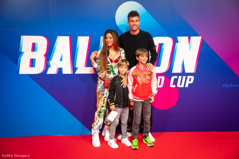 Shakira és Piqué a fiaikkal 2021-ben. (Fotó: Getty Images)