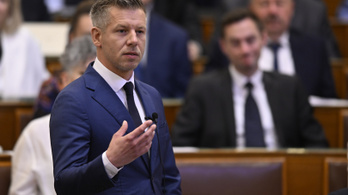 Előkerült a jogi atombomba Sulyok Tamás ellen, de Magyar Péter csavart egyet a forgatókönyvön