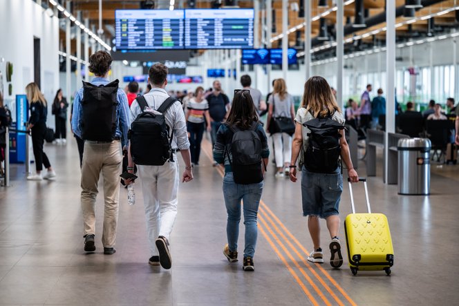 Több mint 130 millió forint a kár, nyomoznak a magyar nyaralókat megkárosító utazási iroda után