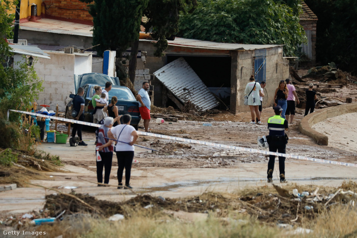 Árvíz utáni romok Javali Viejóban, Murcia tartományban, Spanyolországban 2022. szeptember 26-án