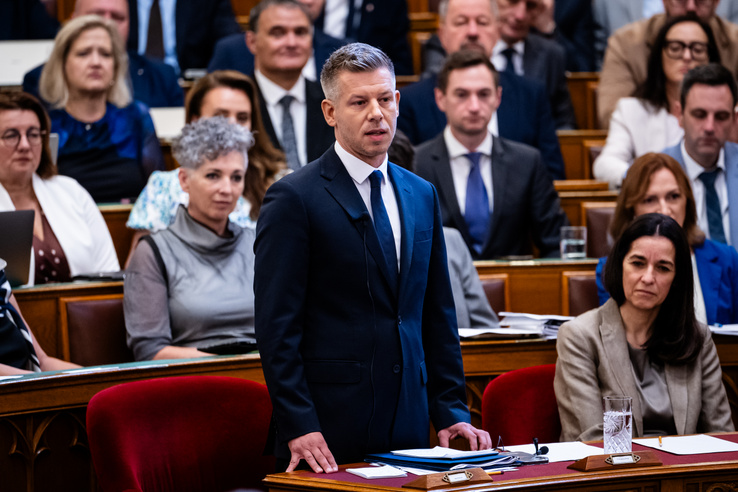 Magyar Péter új politikai szerepét készítheti elő az&nbsp;alkotmányozás