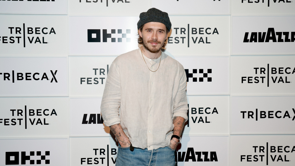 Nem csillapodnak a kedélyek: Brooklyn Beckham újra kiakadt a szülei miatt
