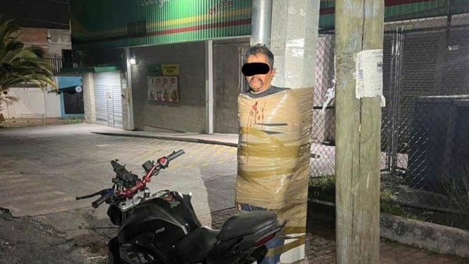 Macskabajuszt rajzol a tolvajok arcára, majd kikötözi őket az utca közepén, keresi a rendőrség a mexikói Batmant