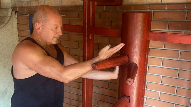 Simicskó István az év legforróbb napján megvillantotta az izmait