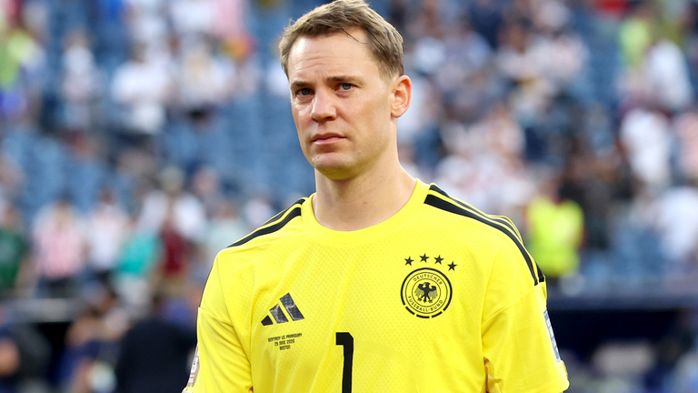 Gulácsi Péter szerint aligha a 40 éves Manuel Neuer a német futball legnagyobb problémája