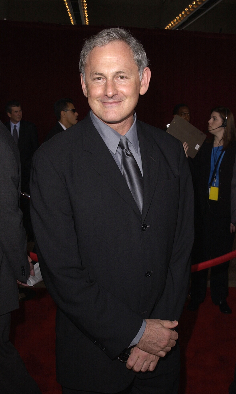 Victor GarberHa Warner (Matthew Davis) volt a film egyik legutálatosabb figurája, akkor Victor Garber karaktere talán még rajta is túltett