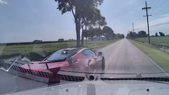 Majd veszek másikat – mondta a Corvette-es a zsaruknak, miután elkapták