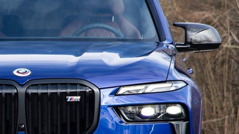 Kémfotókon az elektromos BMW X7