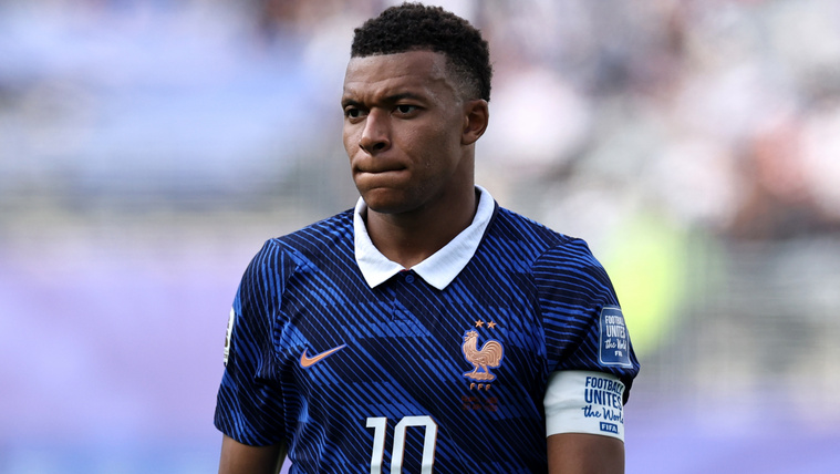 Mbappé is reagált a rasszista szenátor posztjára, a francia szövetség beperli a politikust