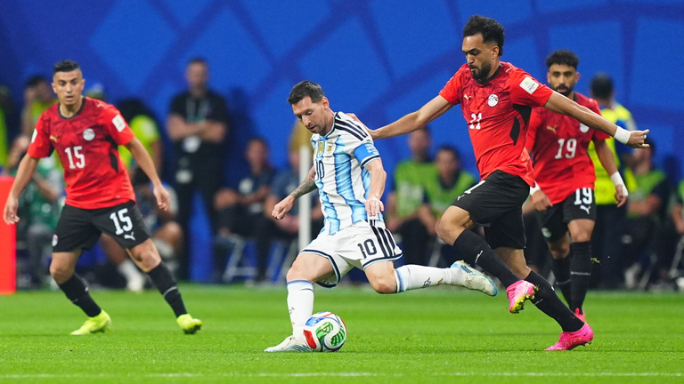 Lionel Messiék Mohamed Szalahék ellen a világbajnokságon: Argentína–Egyiptom